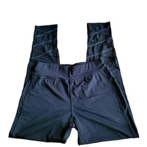 ✨️2/$20 Black Athletic Leggings with Mesh Fabric Panel L/XL